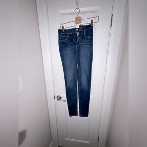 Levi’s Mile High Skinny Jeans Sz 25